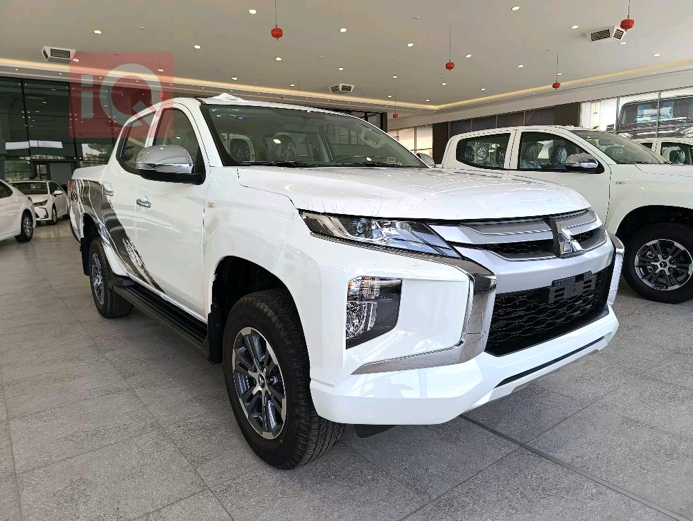 میتسوبیشی L200
